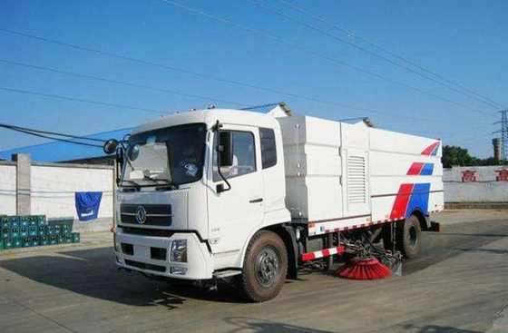 Os chassis de DONGFENG secam a emissão do caminhão EUR V da vassoura de estrada do saneamento
