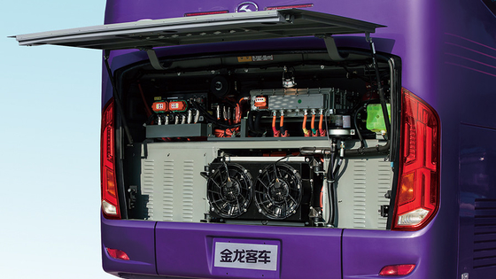 ônibus da cidade de 11M Pure Electric Diesel com a porta para fora aberta pneumática