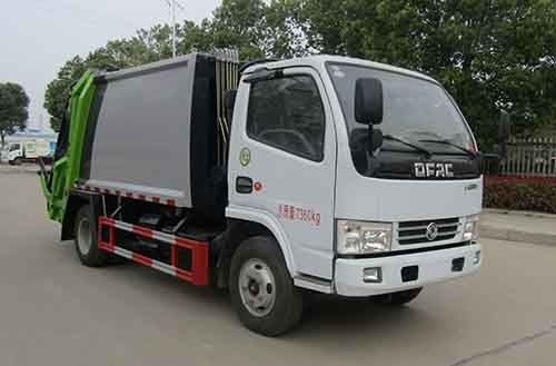 caminhão basculante 7360kg do lixo de 4X2 129hp com recipiente de Cloased