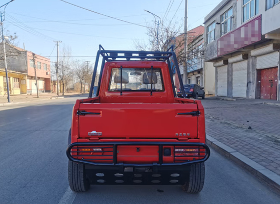 O caminhão elétrico novo do FWD encerrou o motor grande do poder da cabine para patrulhar