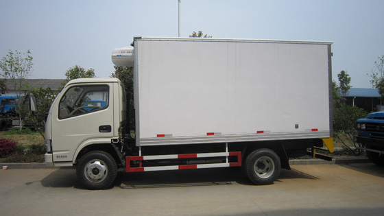 4T que carrega o caminhão leve do refrigerador, caminhão refrigerado do congelador diesel